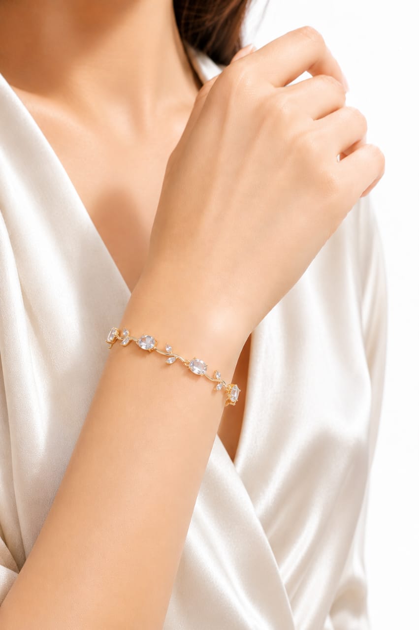 Tulip Crystal Bracelet for Women | Gold Plated Jewelry | Montaro